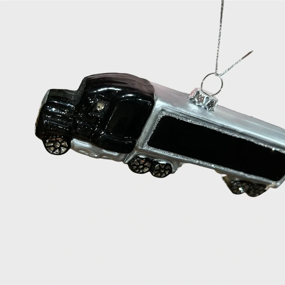 Christmas Tree Ornament Semi Truck Big Rig Tractor Trailer 18 wheeler
